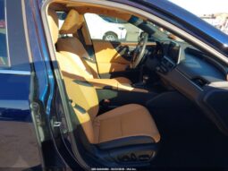 
										2022 Lexus Es 350 full									