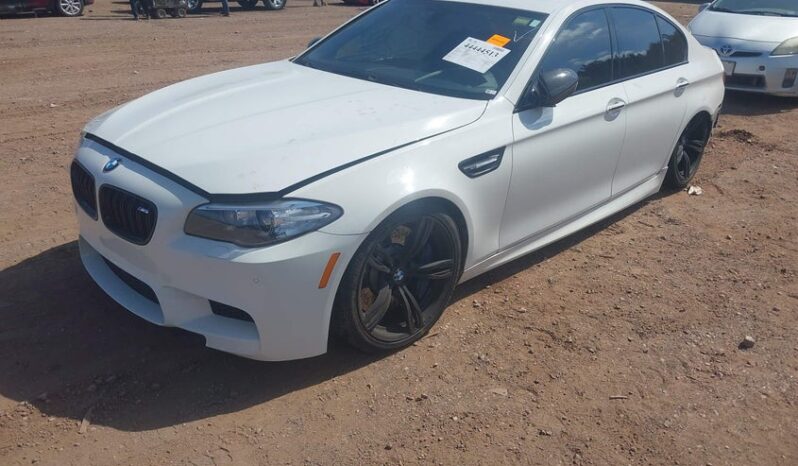 
								2016 BMW M5 full									