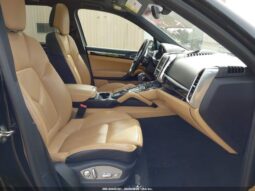 
										2016 Porsche Cayenne full									
