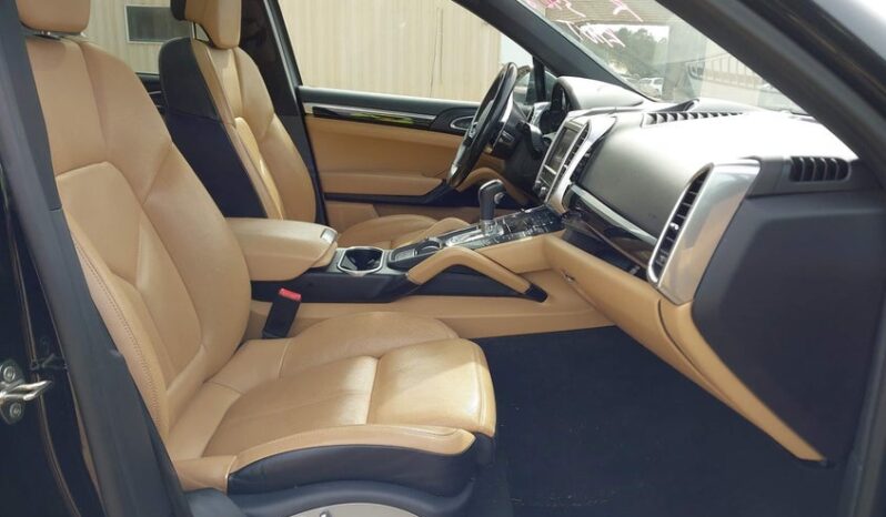 
								2016 Porsche Cayenne full									