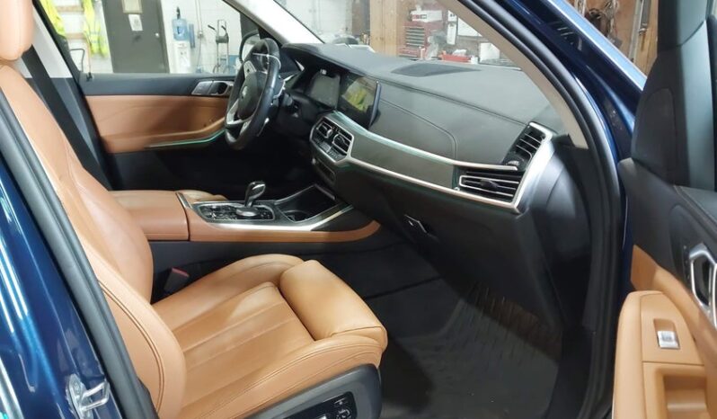 
								2022 BMW X7 full									