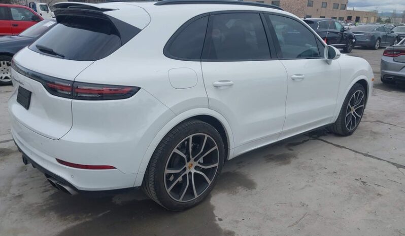 
								2019 Porsche Cayenne full									