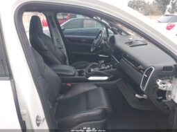 
										2019 Porsche Cayenne full									