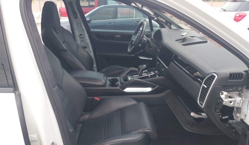 
								2019 Porsche Cayenne full									