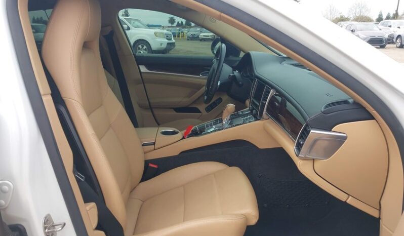 
								2016 Porsche Panamera full									