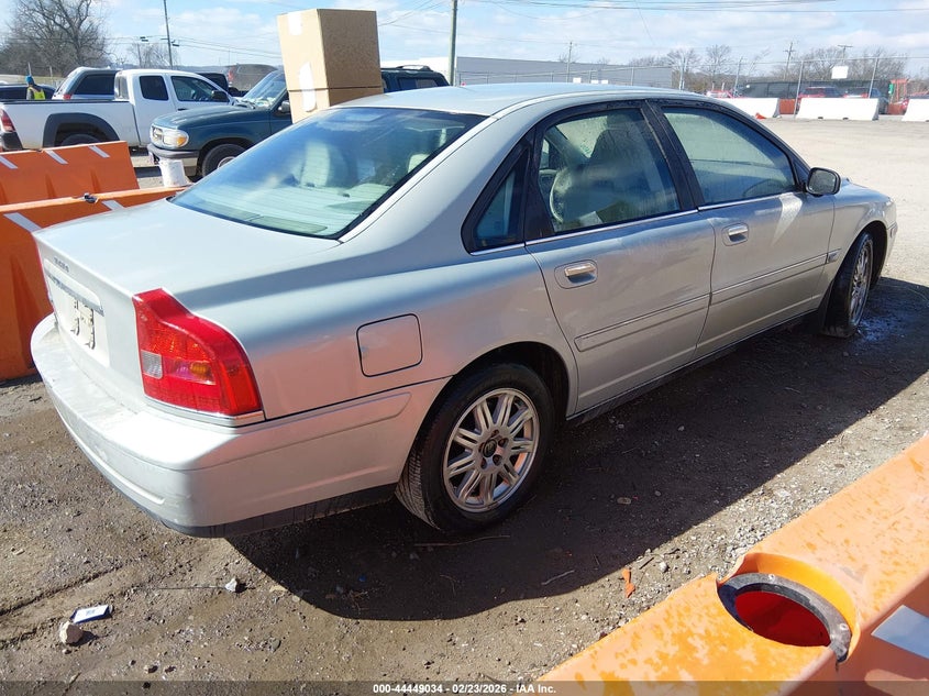2004 Volvo S80
