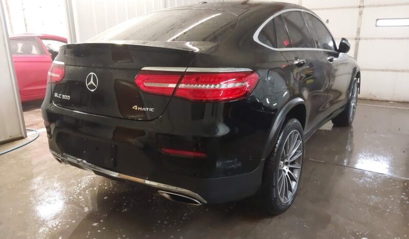 
								2019 Mercedes-benz Glc coupe full									