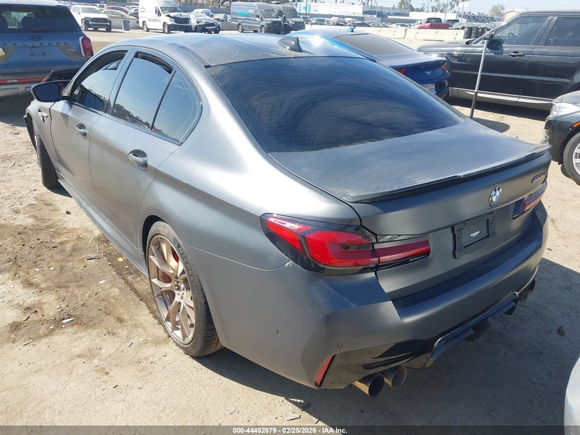 2022 BMW M5