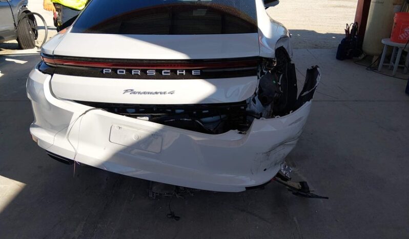 
								2025 Porsche Panamera full									