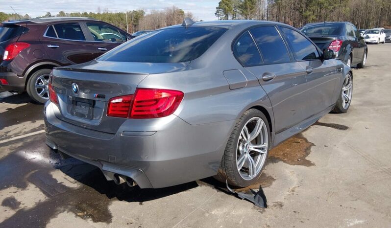
								2013 BMW M5 full									