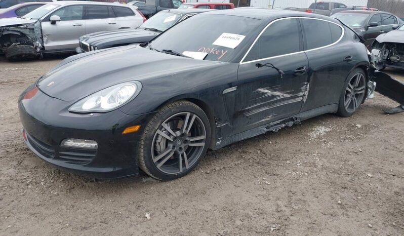 
								2013 Porsche Panamera full									