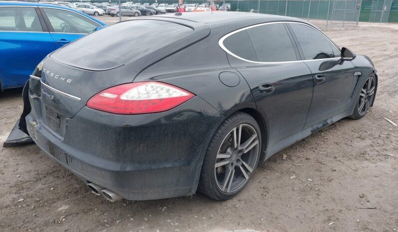 
								2013 Porsche Panamera full									