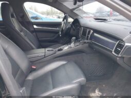 
										2013 Porsche Panamera full									