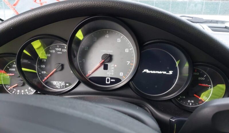 
								2013 Porsche Panamera full									