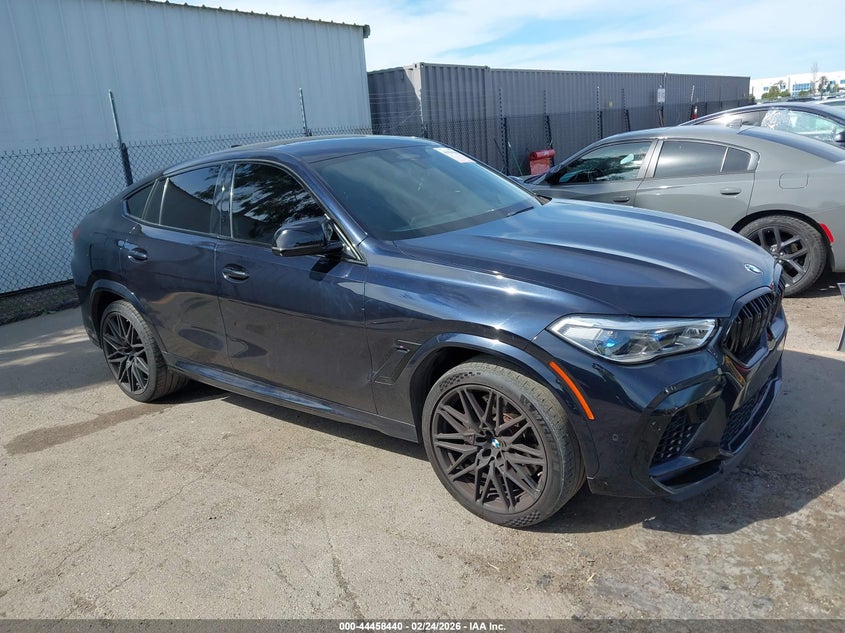 2021 BMW X6 m