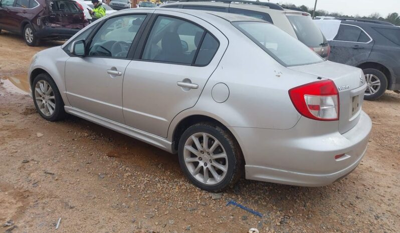 
								2008 Suzuki Sx4 full									