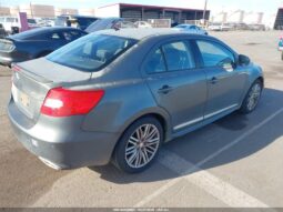 
										2012 Suzuki Kizashi full									
