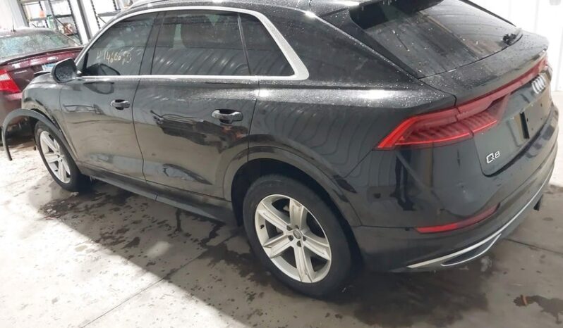 
								2019 Audi Q8 full									