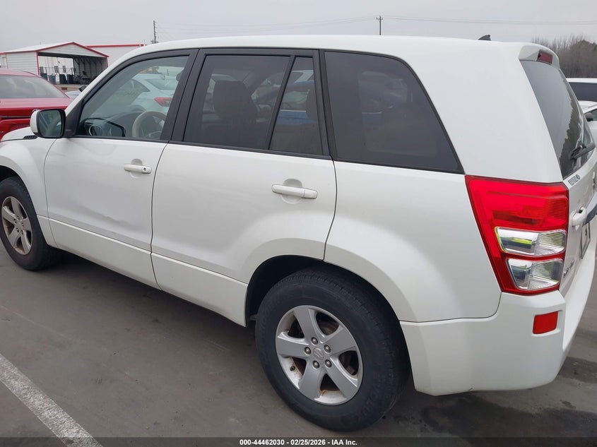2013 Suzuki Grand vitara