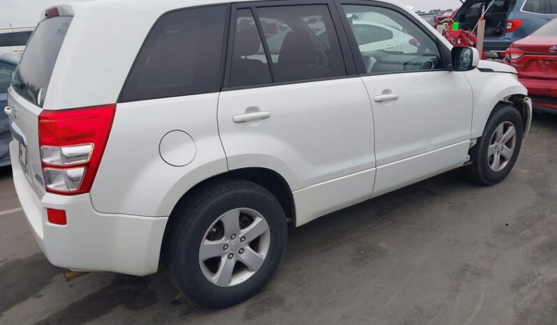 
								2013 Suzuki Grand vitara full									