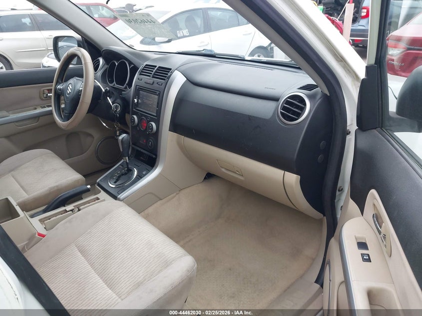 2013 Suzuki Grand vitara