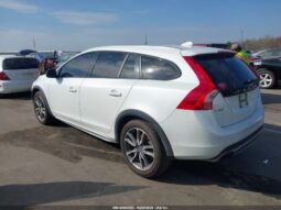 
										2018 Volvo V60 cross country full									
