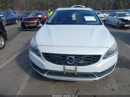 
										2018 Volvo V60 cross country full									