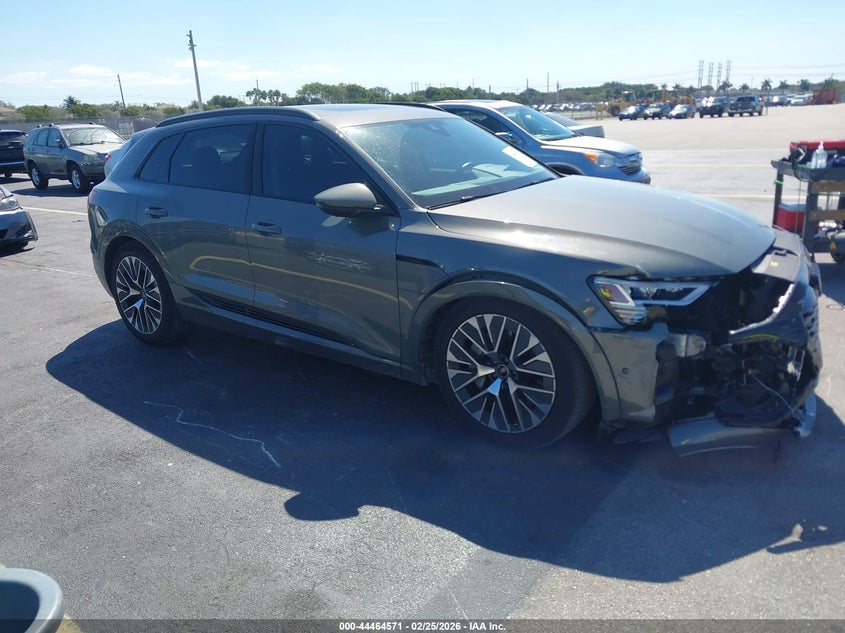 2024 Audi Q8