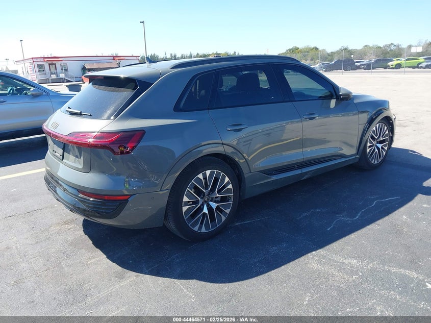 2024 Audi Q8