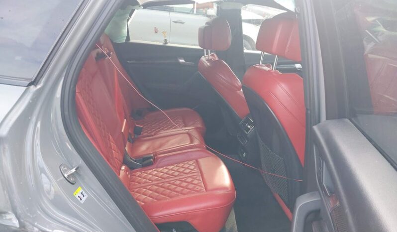 
								2019 Audi Sq5 full									