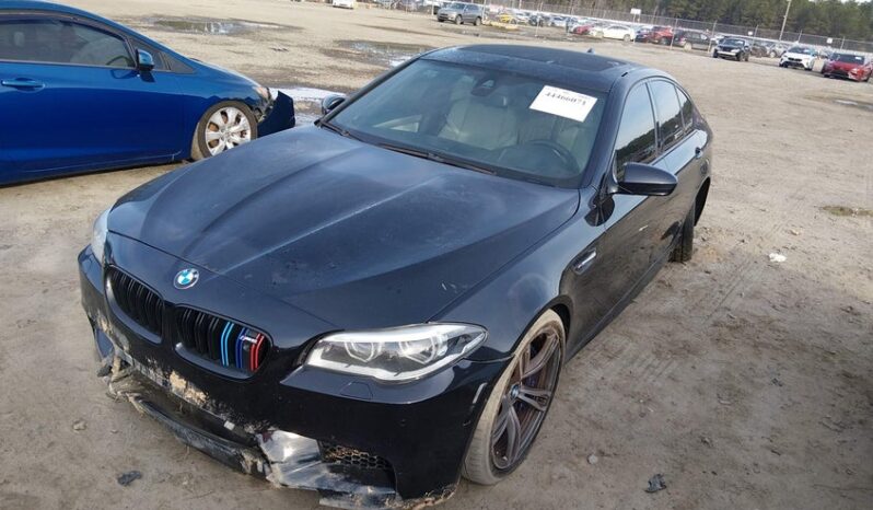 
								2016 BMW M5 full									