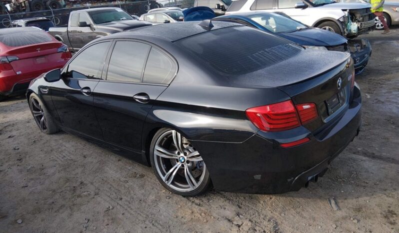 
								2016 BMW M5 full									