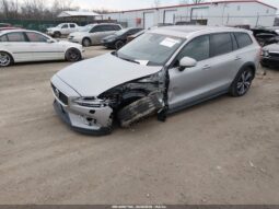 
										2025 Volvo V60 cross country full									