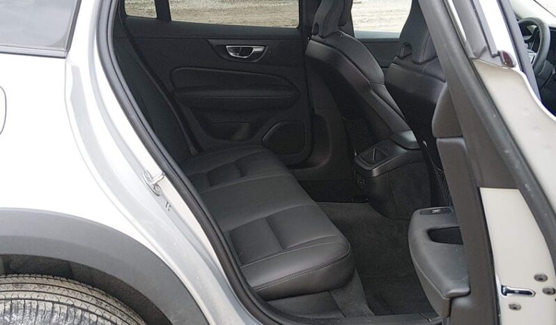 
								2025 Volvo V60 cross country full									