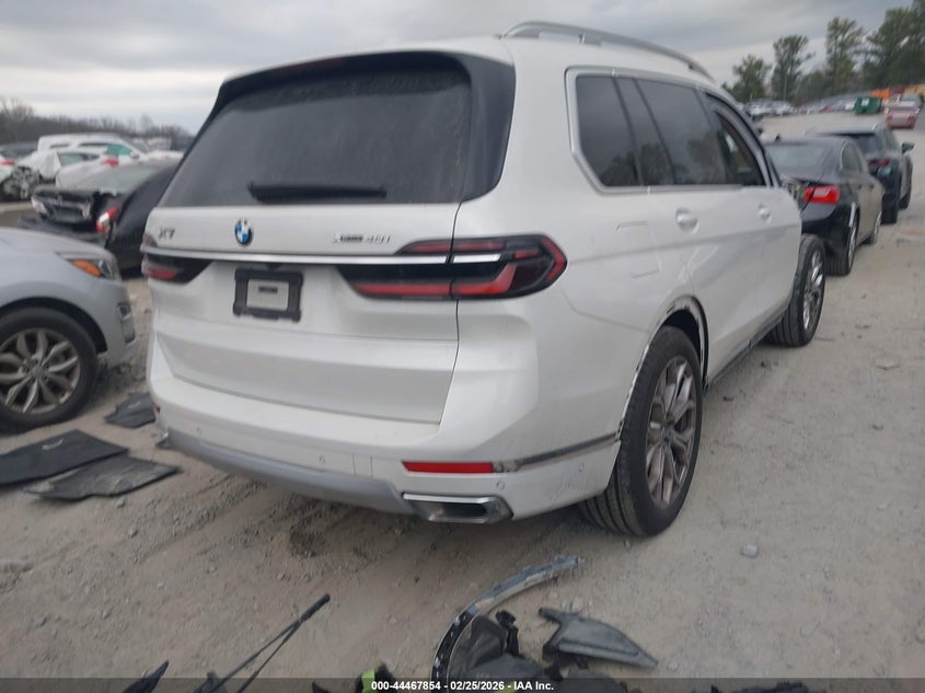 2025 BMW X7