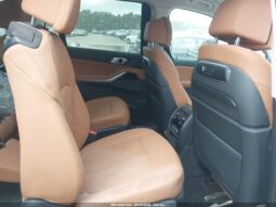 
										2025 BMW X7 full									