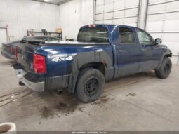 
										2005 Dodge Dakota full									