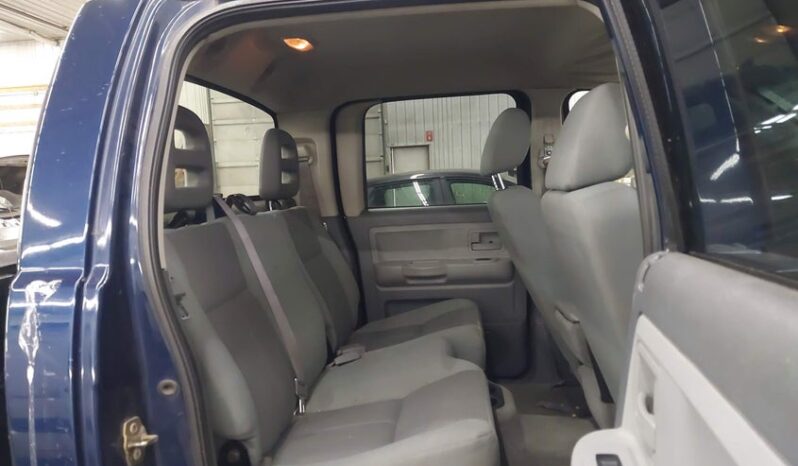 
								2005 Dodge Dakota full									