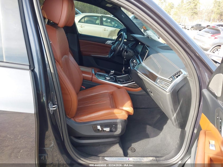 2019 BMW X7