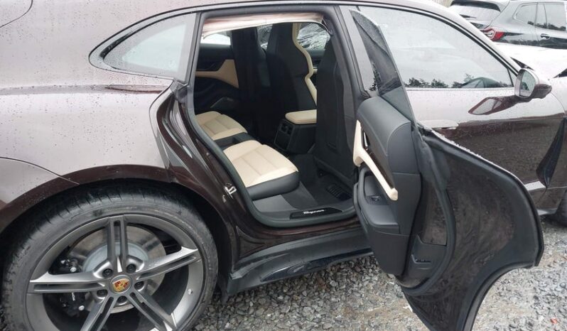 
								2023 Porsche Taycan full									