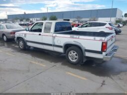 
										1995 Dodge Dakota full									