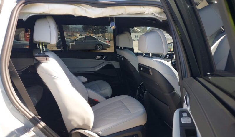 
								2025 BMW X7 full									