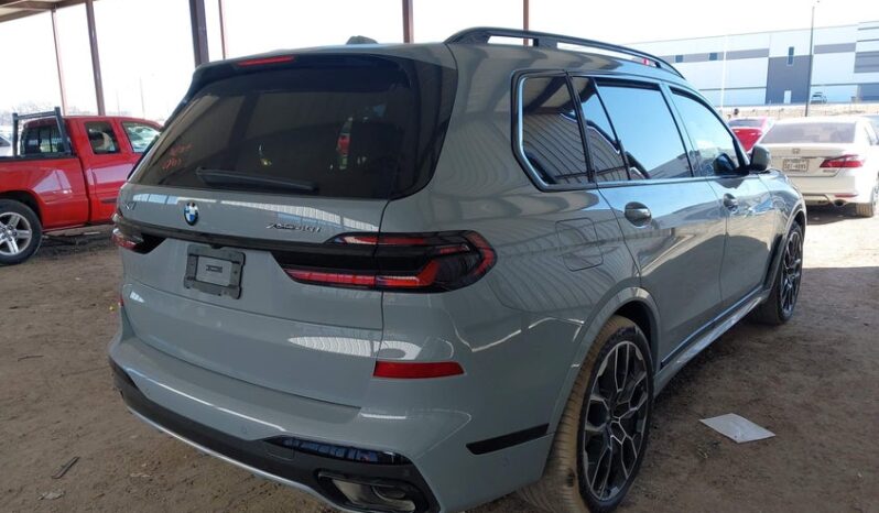 
								2026 BMW X7 full									