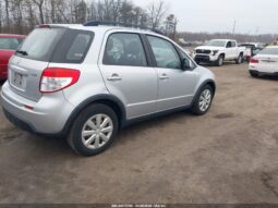 
										2011 Suzuki Sx4 full									
