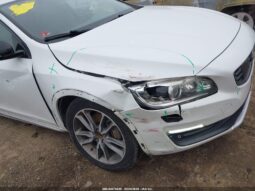 
										2015 Volvo V60 cross country full									