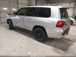 
										2014 Toyota Land cruiser full									