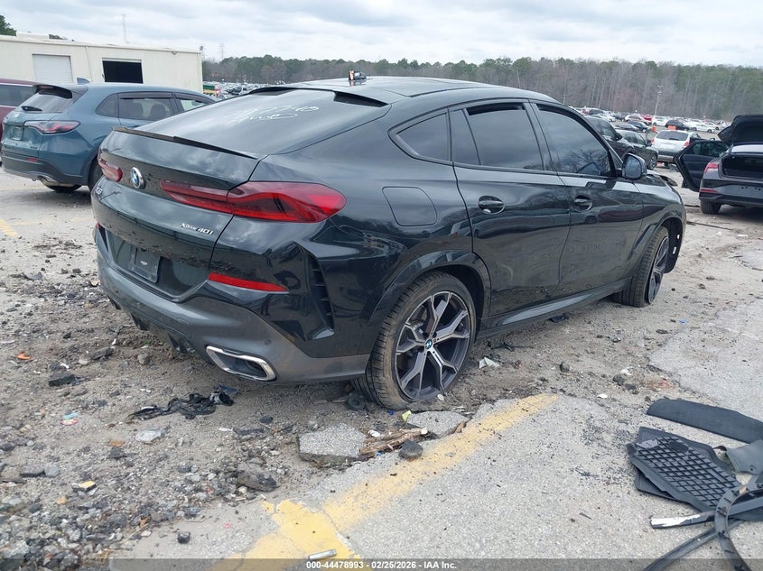 2022 BMW X6
