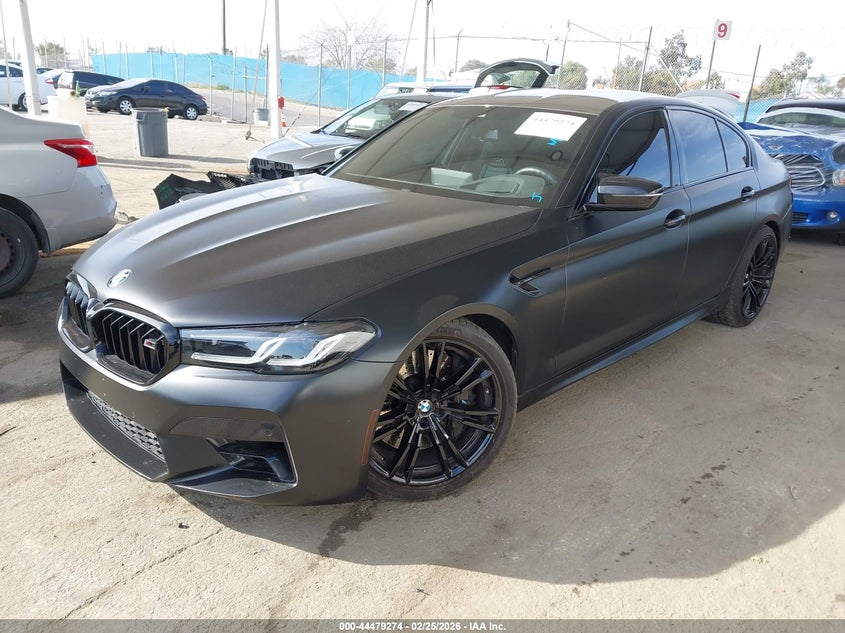 2022 BMW M5
