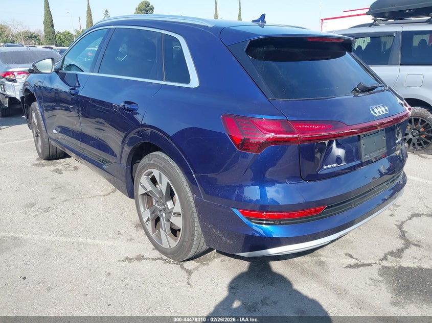 2022 Audi E-tron