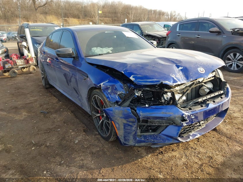 2023 BMW M5